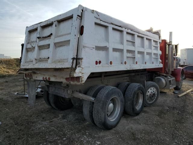 2001 Peterbilt 357