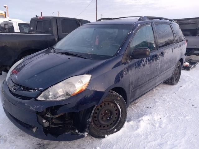 2007 Toyota Sienna LE