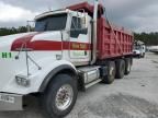 2007 Kenworth Construction T800