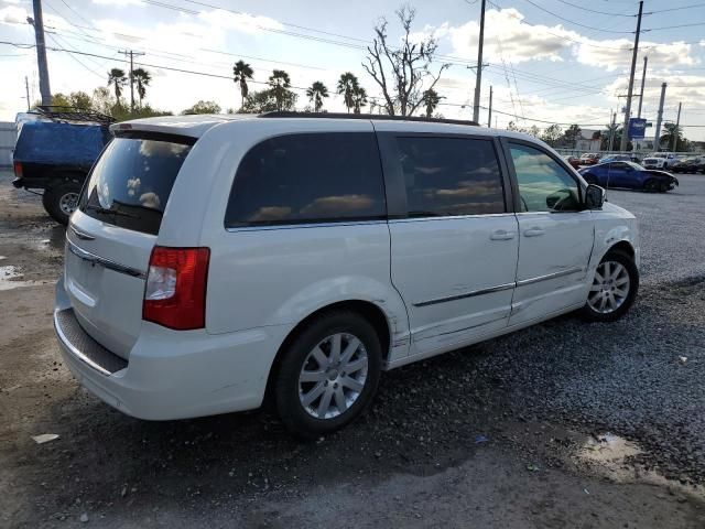 2011 Chrysler Town & Country Touring L