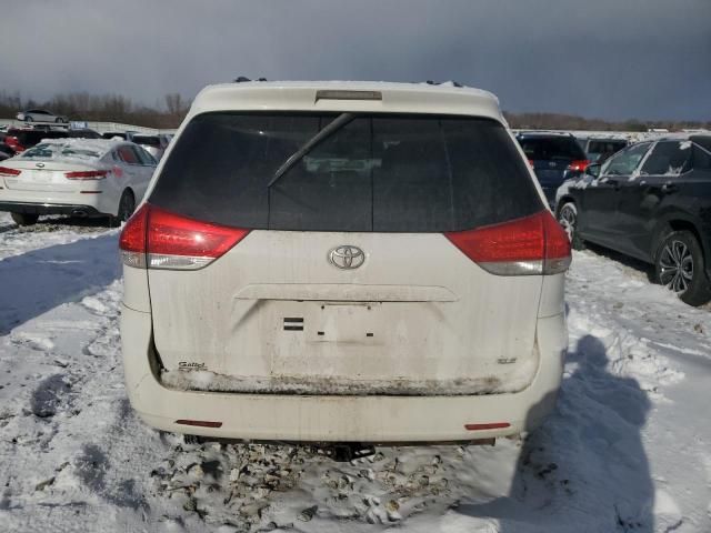 2012 Toyota Sienna XLE