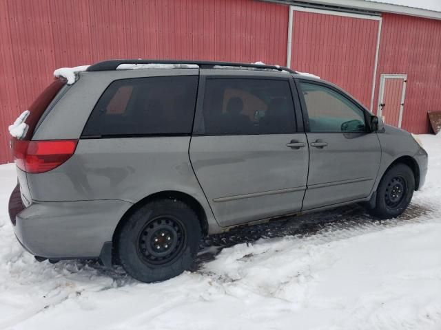 2005 Toyota Sienna XLE