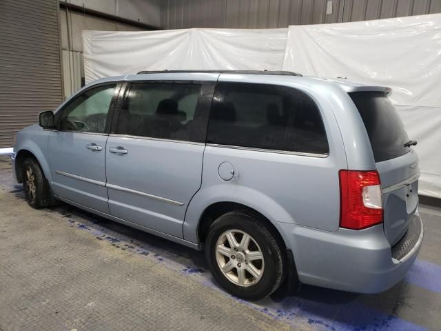 2012 Chrysler Town & Country Touring