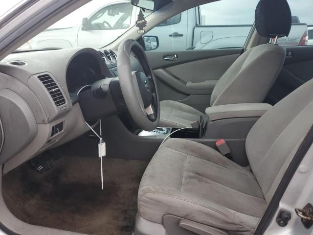 2010 Nissan Altima Base