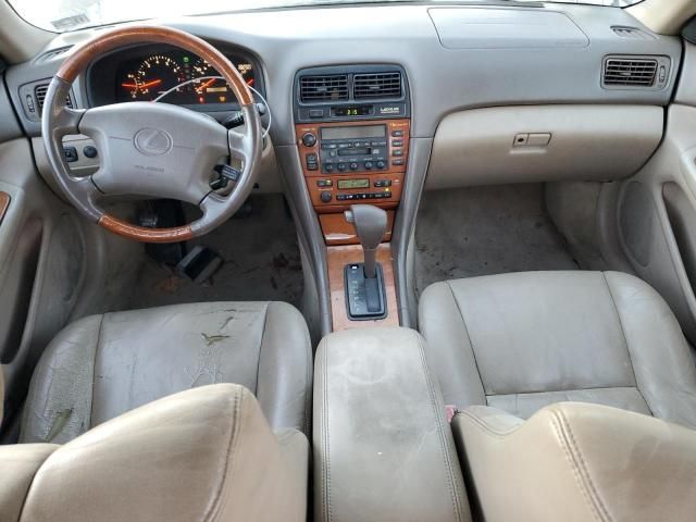 2000 Lexus ES 300