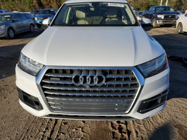 2018 Audi Q7 Premium Plus