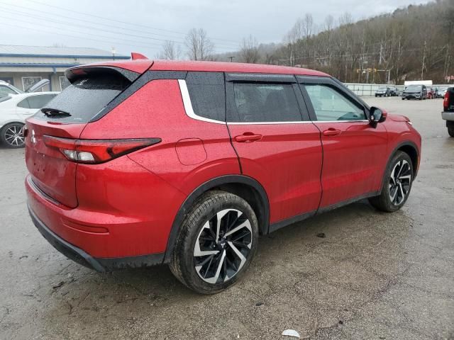 2022 Mitsubishi Outlander ES