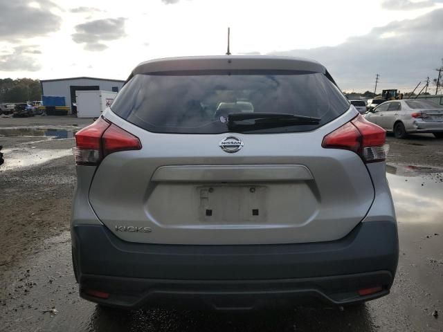 2018 Nissan Kicks S