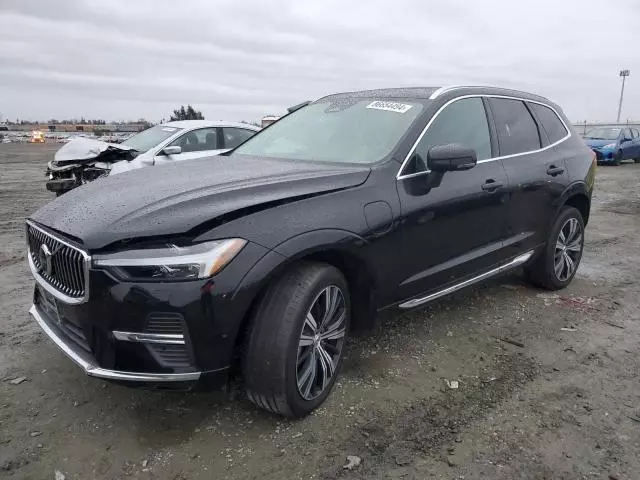 2022 Volvo XC60 T8 Recharge Inscription