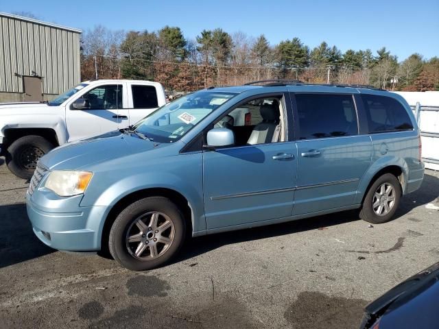 2010 Chrysler Town & Country Touring