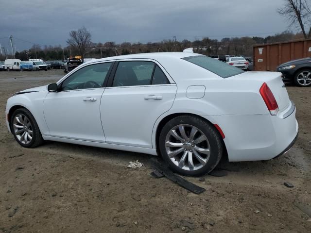 2019 Chrysler 300 Touring