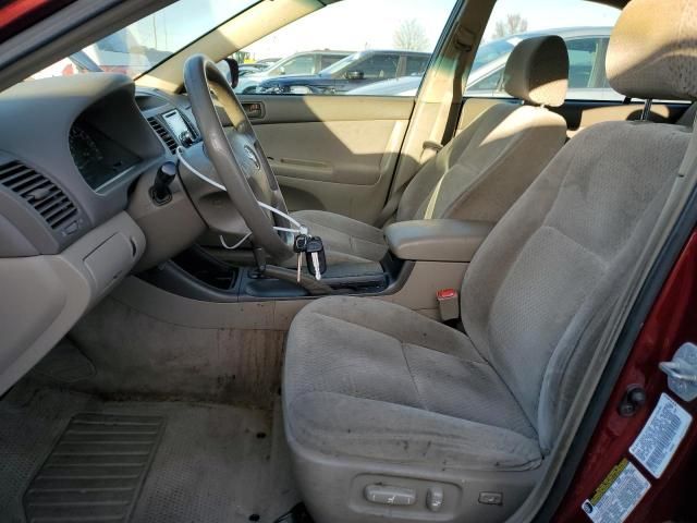 2004 Toyota Camry LE