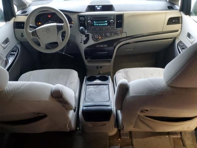 2012 Toyota Sienna LE