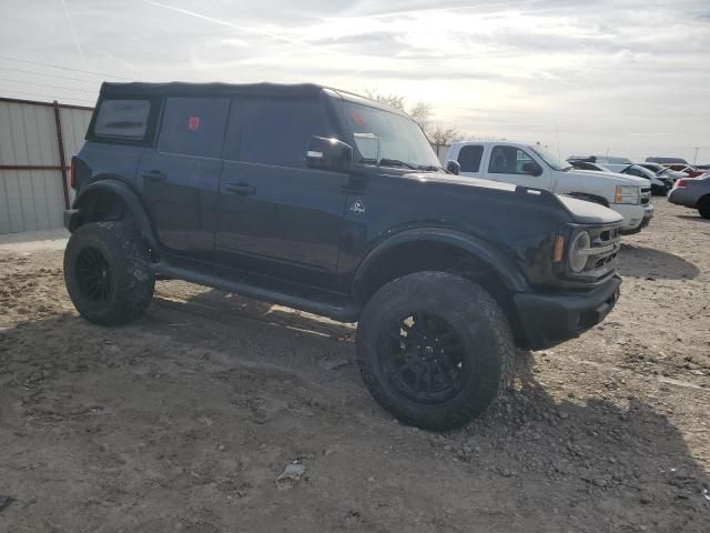 2021 Ford Bronco Base