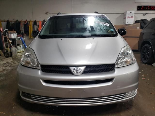 2005 Toyota Sienna CE