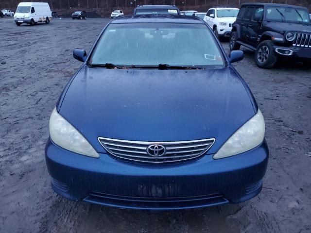 2005 Toyota Camry LE