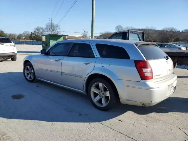 2005 Dodge Magnum SXT