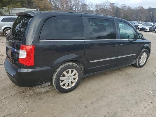 2016 Chrysler Town & Country Touring