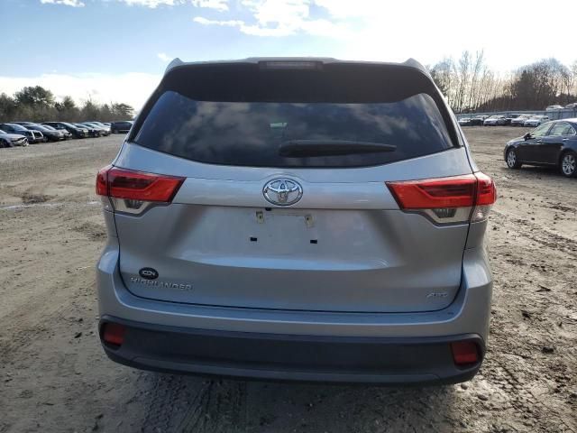 2019 Toyota Highlander LE