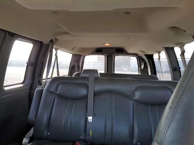 2004 Chevrolet Express G2500