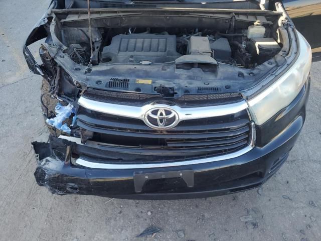 2015 Toyota Highlander LE