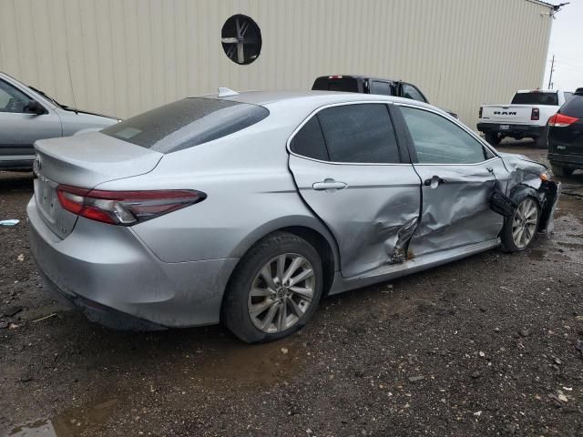 2022 Toyota Camry LE