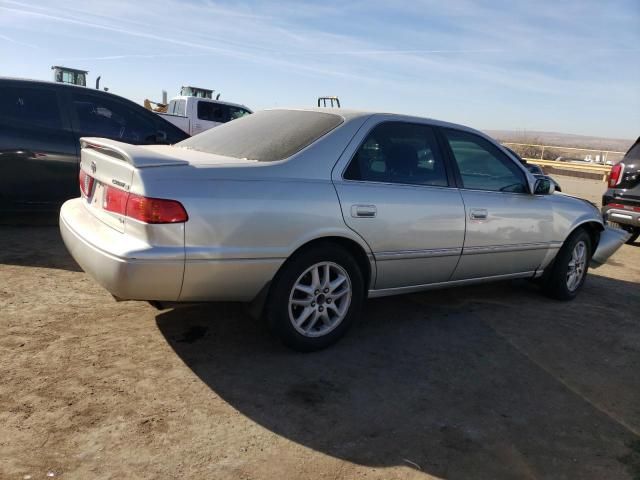 2000 Toyota Camry LE