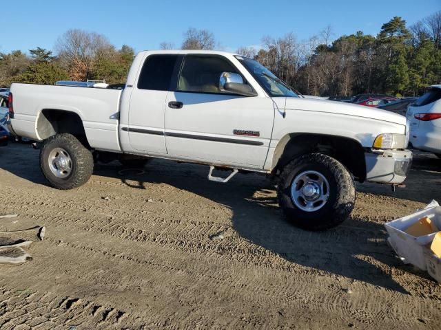 2000 Dodge RAM 2500