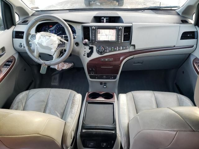 2011 Toyota Sienna XLE