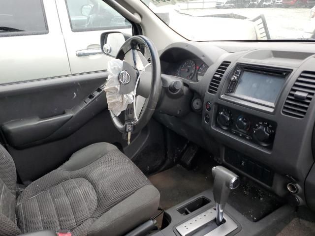 2005 Nissan Frontier Crew Cab LE