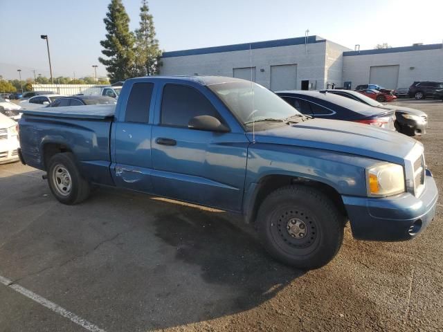 2005 Dodge Dakota ST