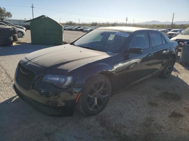 2020 Chrysler 300 Touring