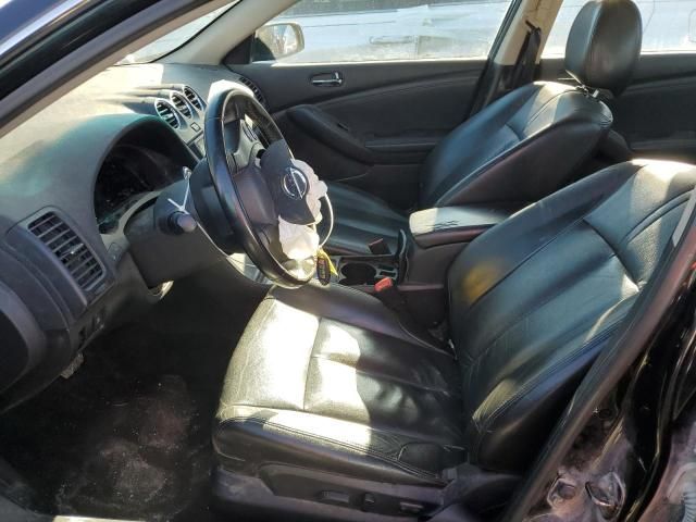 2010 Nissan Altima Base