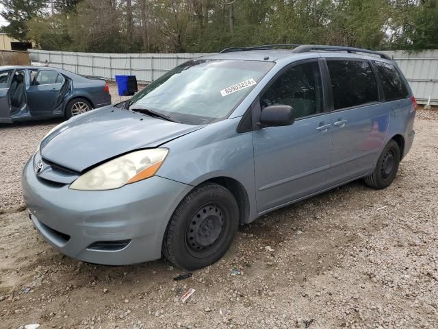 2010 Toyota Sienna CE