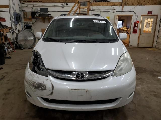 2006 Toyota Sienna XLE