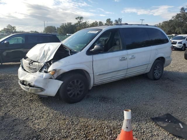 2002 Chrysler Town & Country LXI