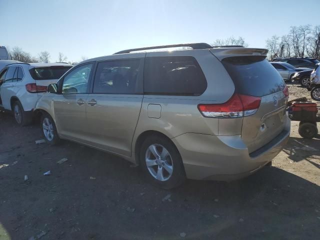 2011 Toyota Sienna LE