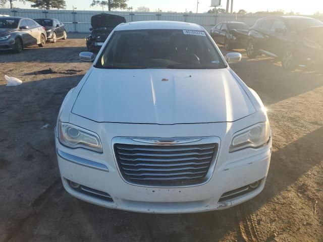 2013 Chrysler 300C Luxury