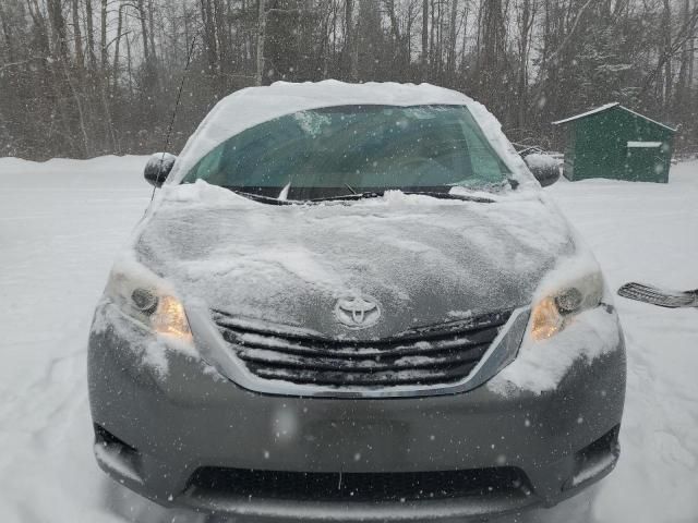 2011 Toyota Sienna LE