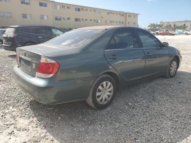 2005 Toyota Camry LE