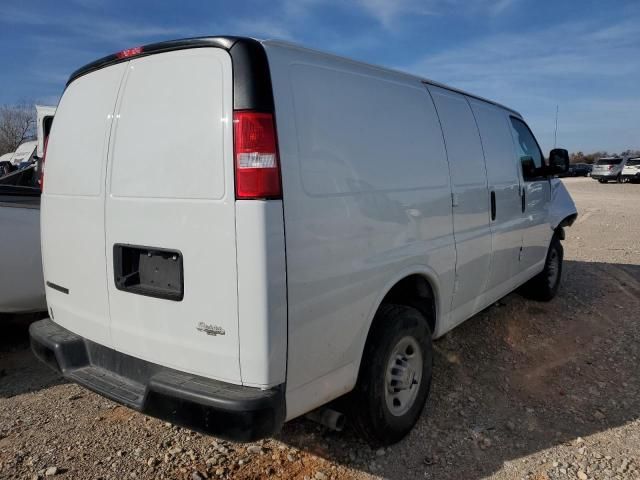 2023 Chevrolet Express G2500