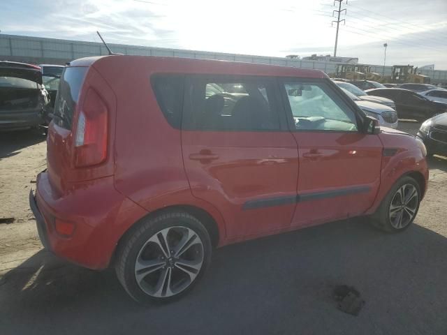 2013 KIA Soul +