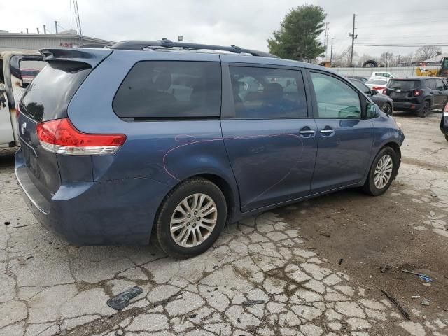 2014 Toyota Sienna XLE