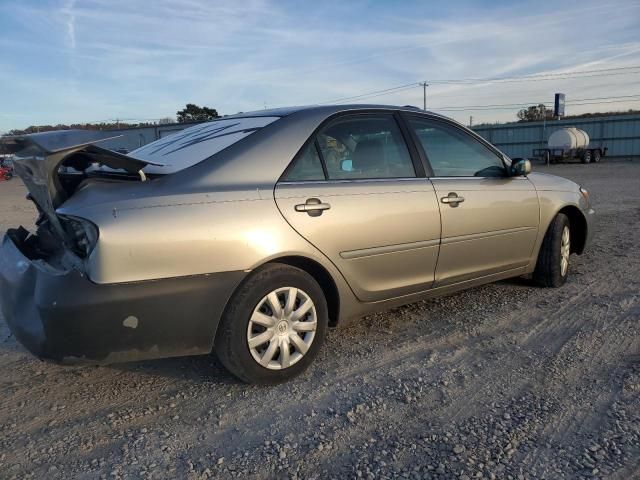 2005 Toyota Camry LE