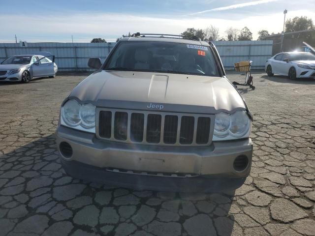 2005 Jeep Grand Cherokee Laredo