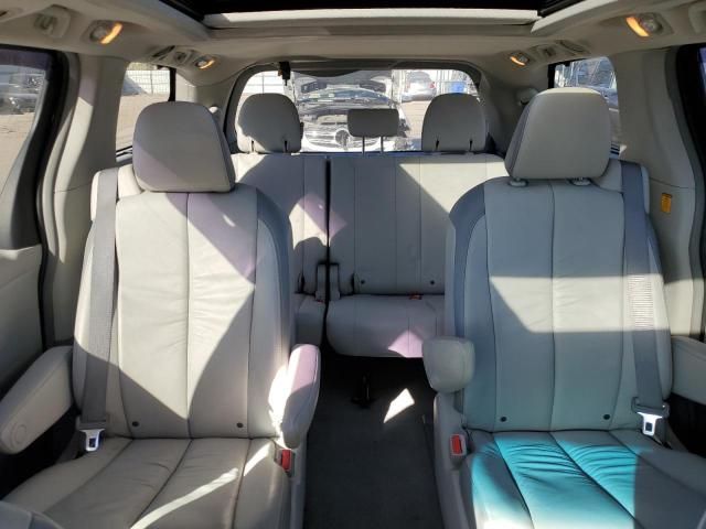 2011 Toyota Sienna XLE