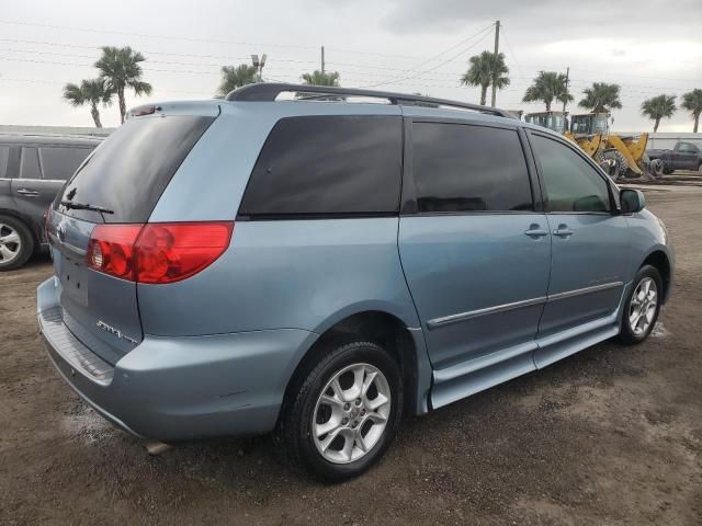 2006 Toyota Sienna XLE