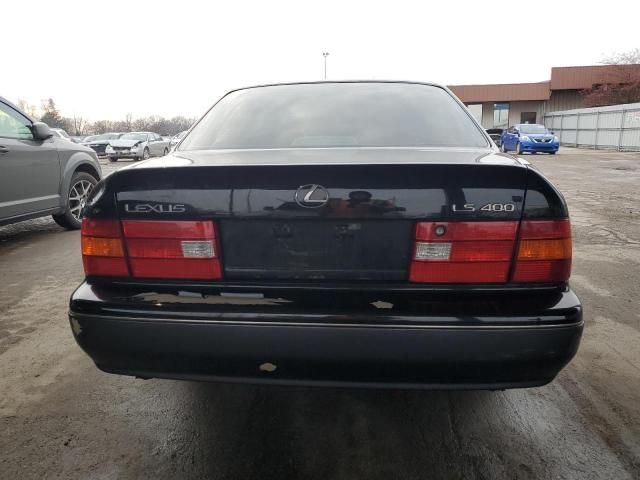 1999 Lexus LS 400