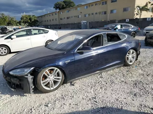 2013 Tesla Model S