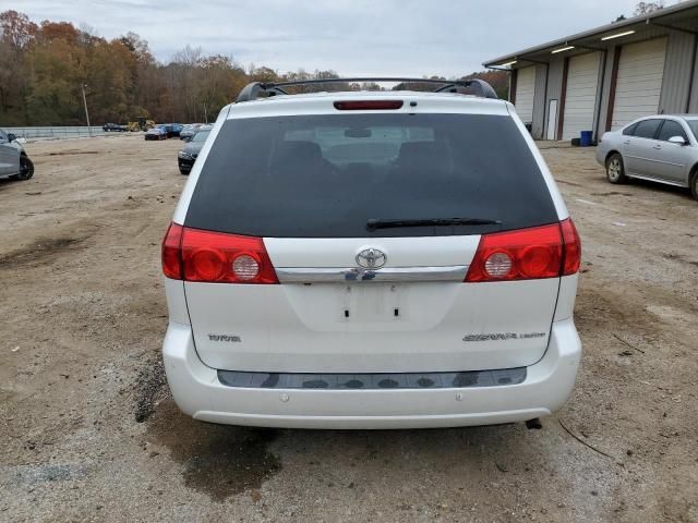 2008 Toyota Sienna XLE